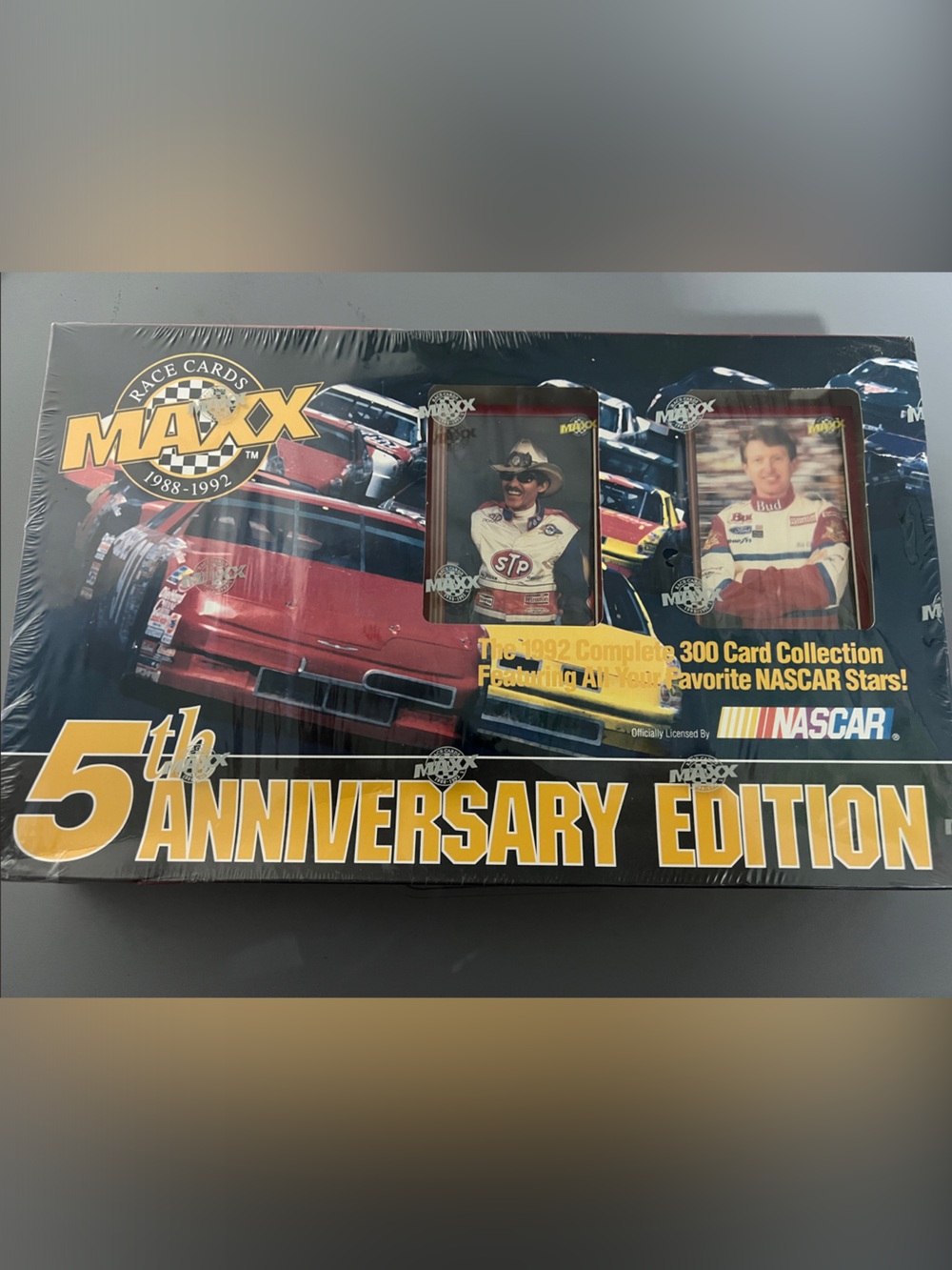 Nascar 5th Anniversary Edition Race Cards MAXX Box - Black, Red, Yellow